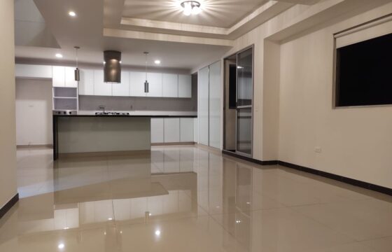 Apartamento Dúplex Niquia Norteamérica.