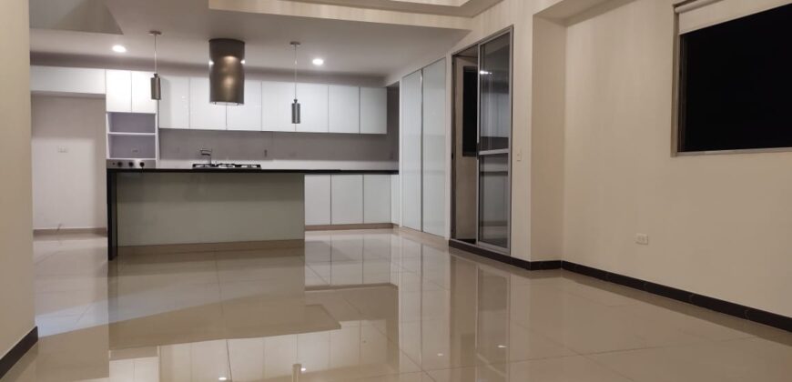 Apartamento Dúplex Niquia Norteamérica.
