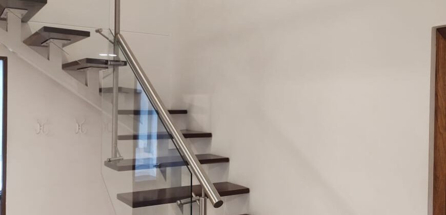 Apartamento Dúplex Niquia Norteamérica.